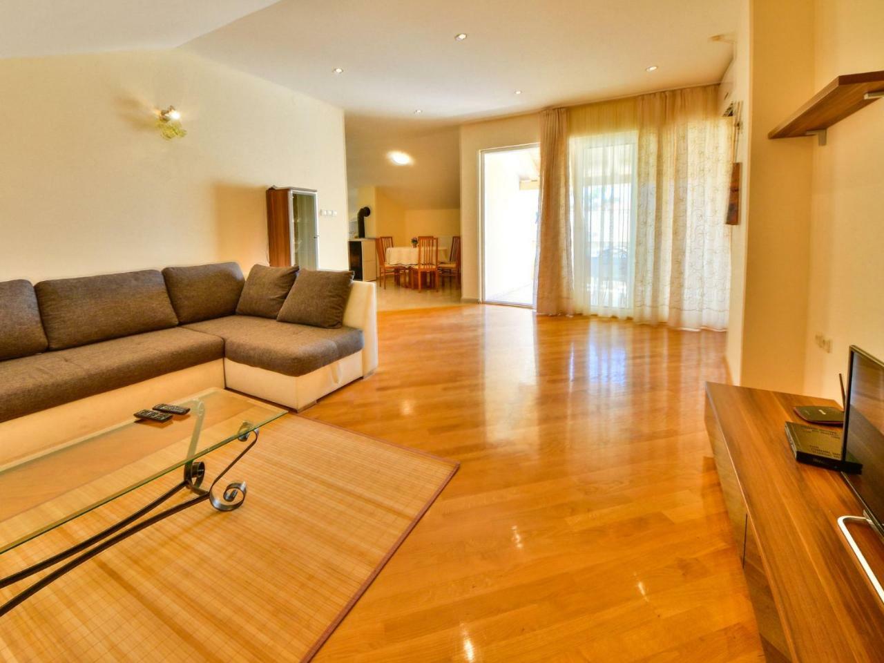Apartment Olga-5 By Interhome Banjol Luaran gambar